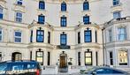 The Carlton's Holiday Suites