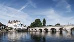Thames Riviera Hotel