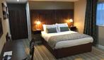 Twin Oaks Hotel